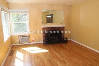 3245 NE 85th Ave in Portland, OR - Building Photo - Building Photo