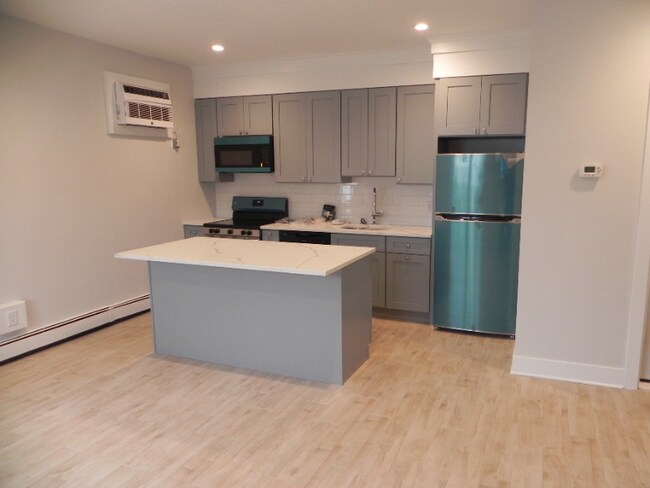 58 Van Zant St in Norwalk, CT - Building Photo - Building Photo