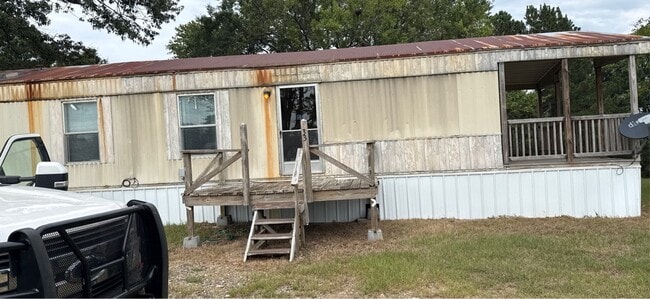 property at 412 Schaal Rd
