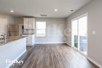 712 Hawley St in Charlotte, NC - Foto de edificio - Building Photo