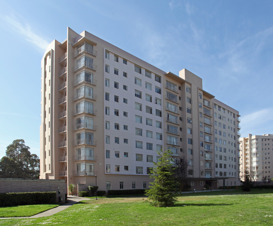 University Park in San Francisco, CA - Building Photo