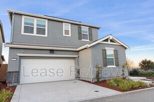 1909 Ariana Pl in Tracy, CA - Building Photo