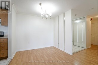 6720-6720 Glen Erin Dr in Mississauga, ON - Building Photo - Building Photo