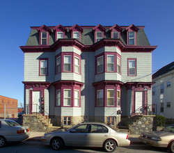 14-20 Brow St in Fall River, MA - Foto de edificio - Building Photo