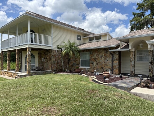 36740 Shore Dr in Dade City, FL - Building Photo - Building Photo