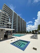 7901 Hispanola Ave, Unit 1409 in North Bay Village, FL - Building Photo
