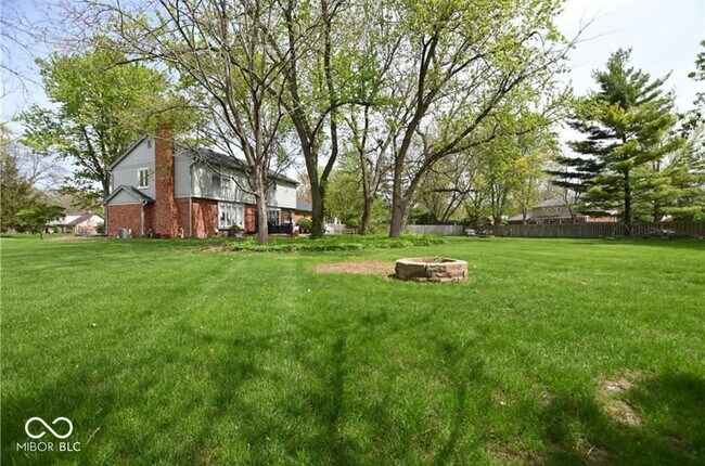 7015 Keston Cir in Indianapolis, IN - Building Photo - Building Photo