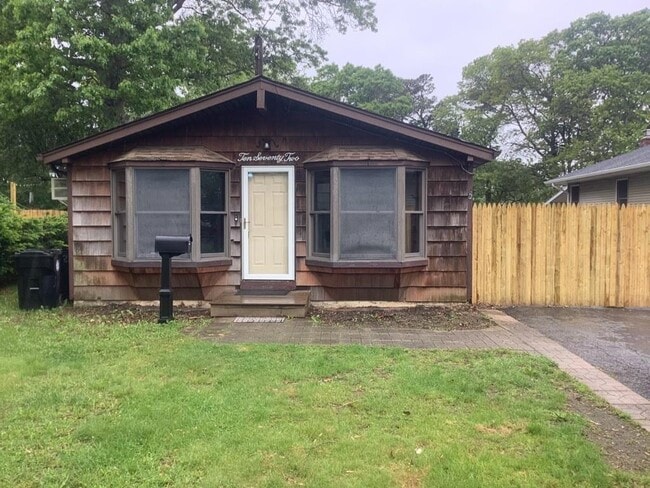 property at 1072 Reilly St