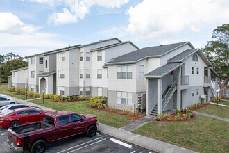 Ponte Verde At Palm Beach Lakes in West Palm Beach, FL - Building Photo - Building Photo