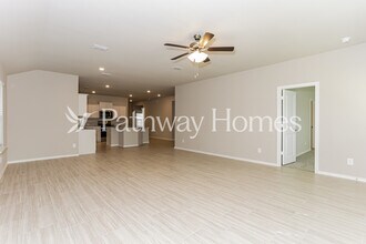 8417 Hollymead Ln in Fort Worth, TX - Building Photo - Building Photo