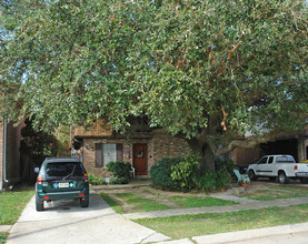 1304 Carrollton Ave in Metairie, LA - Building Photo - Building Photo