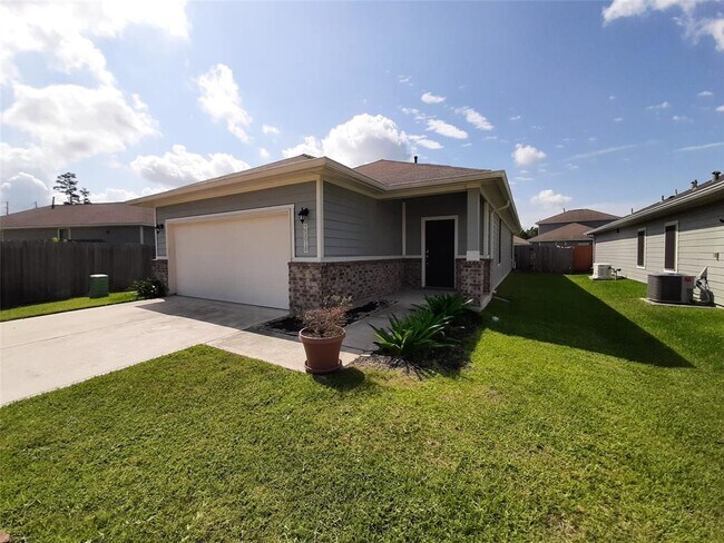 20018 Northpark Oak Ln in Porter, TX - Building Photo - Building Photo