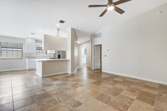 7643 Novara Ct in Naples, FL - Building Photo - Building Photo