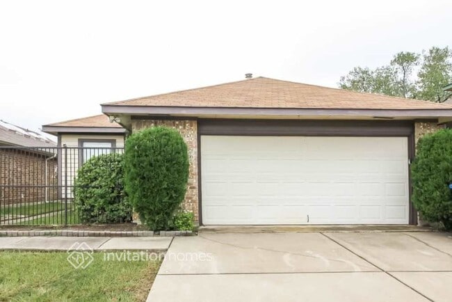 property at 3703 Clover Hill Ln