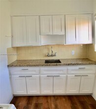 545 74th St in Miami Beach, FL - Building Photo - Building Photo