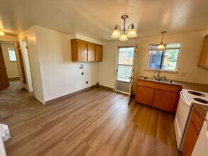 1609-1611 Lashley St in Longmont, CO - Building Photo - Building Photo