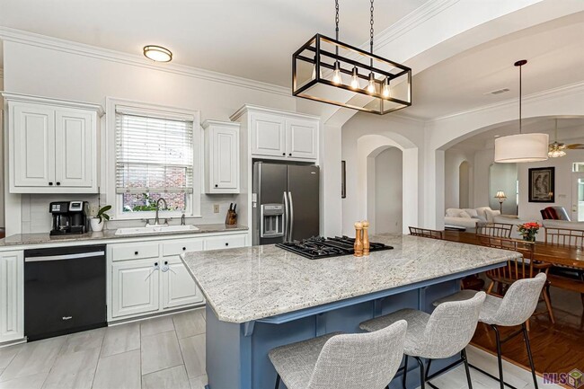 property at 40103 Eagles Nest