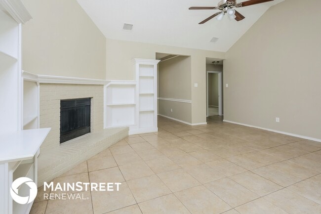 835 Collins Blvd in Cedar Hill, TX - Building Photo - Building Photo