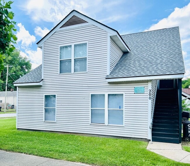 property at 200 N 18th St
