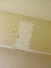 7423 SW 152nd Ave, Unit 0 in Miami, FL - Building Photo - Building Photo