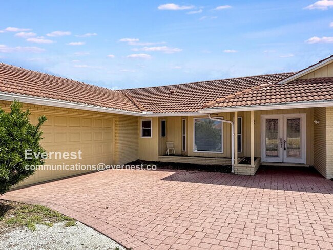 2 Brentwood Ln in Englewood, FL - Building Photo - Building Photo