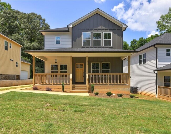 property at 156 Hemphill School Rd NW