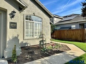 18515 Monte Vista Dr in Linden, CA - Building Photo - Building Photo