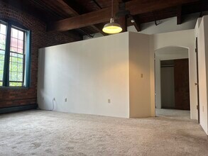 84 Union Pl, Unit 303 in Hartford, CT - Building Photo - Building Photo