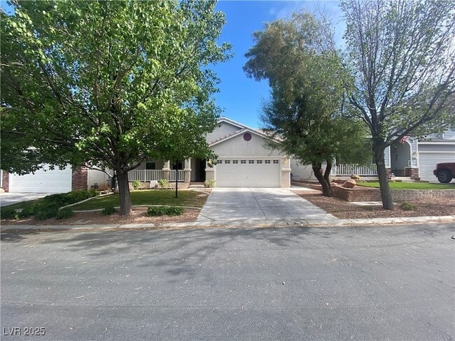 7833 Hidden Village Ave, Unit 4801-11 in Las Vegas, NV - Building Photo - Building Photo