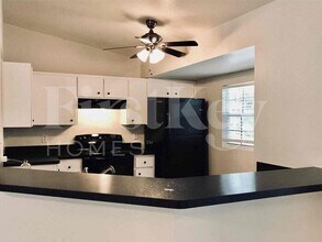 3240 Alesio Ave in North Port, FL - Building Photo - Building Photo