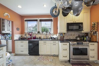 49 Bennett St-Unit -# 1 in Boston, MA - Building Photo - Building Photo