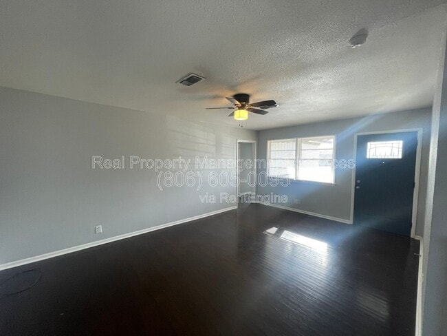 3808 32nd St in Lubbock, TX - Building Photo - Building Photo