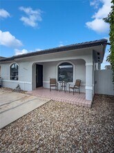 3558 W 72nd Pl in Hialeah, FL - Building Photo - Building Photo