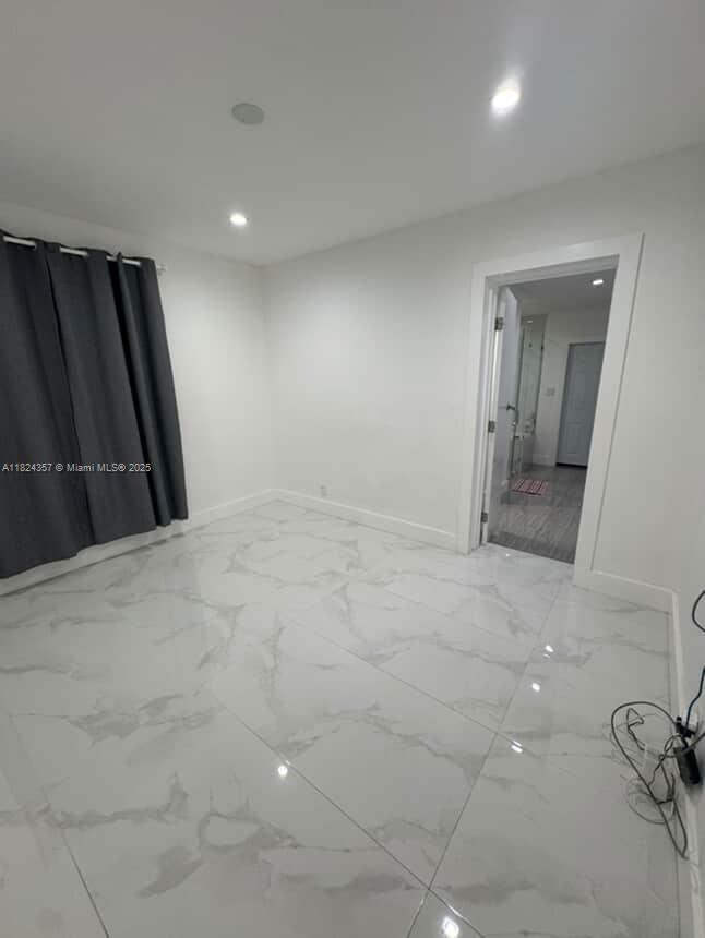 16082 NE 9th Ct
