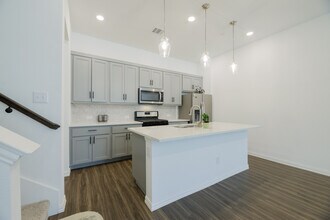 9939 Schramm St in Irving, TX - Building Photo - Building Photo