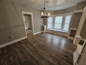 2032 W 98th St in Cleveland, OH - Building Photo - Building Photo