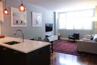 214 N 11th St, Unit 1A in Brooklyn, NY - Building Photo - Building Photo