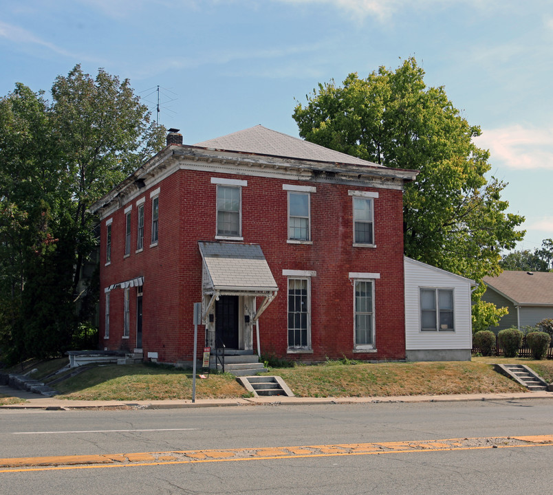 321 N 9th St in Richmond, IN - Building Photo