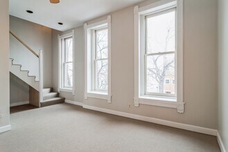 1823 W Thomas St in Chicago, IL - Building Photo - Building Photo