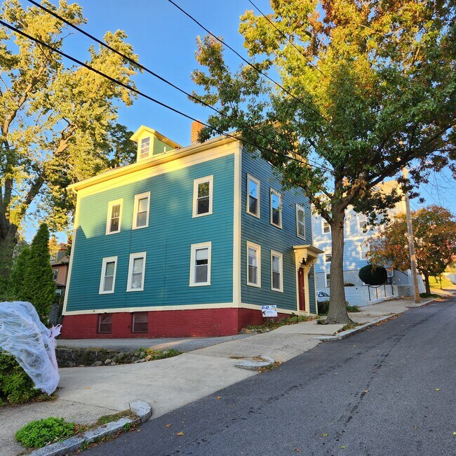 78 Grand View St in Providence, RI - Building Photo - Building Photo