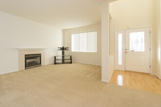 16878 Woodside Dr SE in Renton, WA - Building Photo - Building Photo