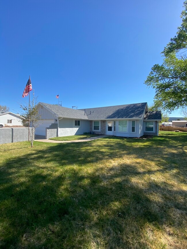 property at 7960 N Jade Dr
