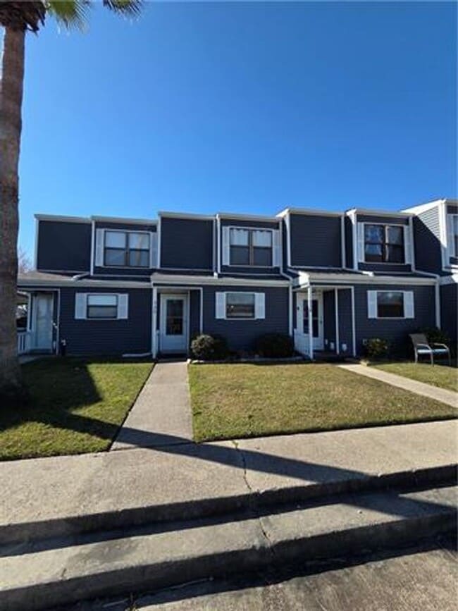 232 Marina Dr in Slidell, LA - Building Photo - Building Photo