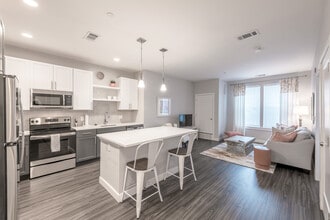 Harborwalk Apartments in Plymouth, MA - Foto de edificio - Interior Photo