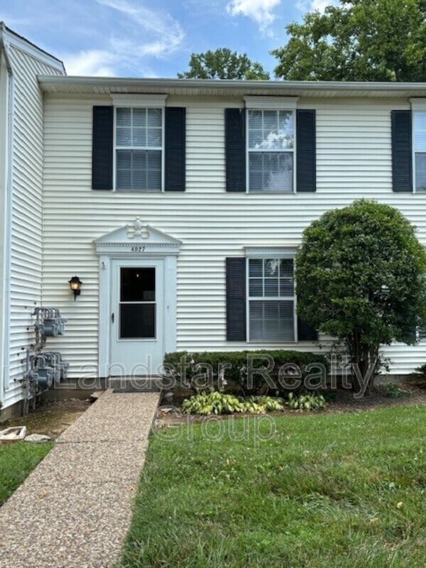 property at 4927 Villa Fair Rd