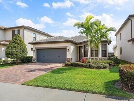 8262 Cinch Way in Greenacres, FL - Building Photo