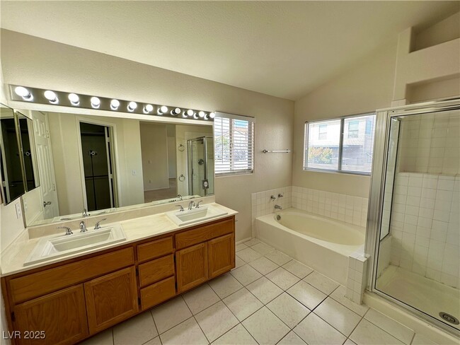 property at 3377 Frisco Bay Cir