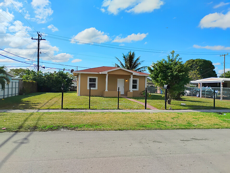 16120 NW 26th Ave in Opa Locka, FL - Building Photo