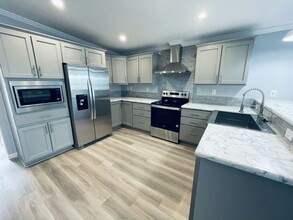4974 Coopers Hawk Pl in Zephyrhills, FL - Foto de edificio - Building Photo