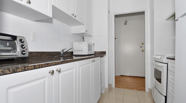 property at 1294 Islington Ave